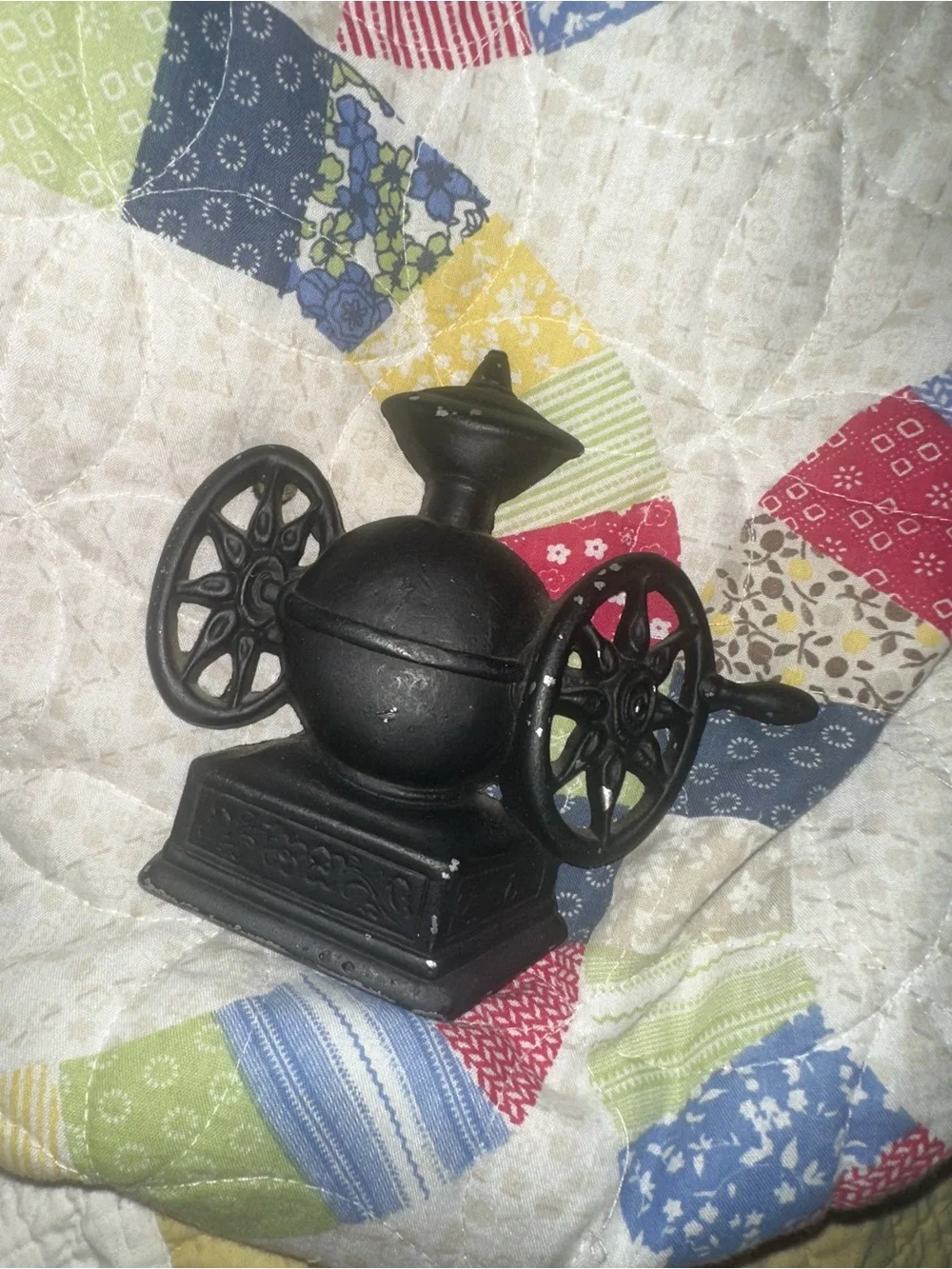 Cast Iron Vintage Style Coffee Grinder - Black